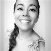 Profesora de inglés, francés y español para extranjeros. Con amplia experiencia en diferentes colegios y academias de Zaragoza. Clases adaptadas a todos los niveles y edades